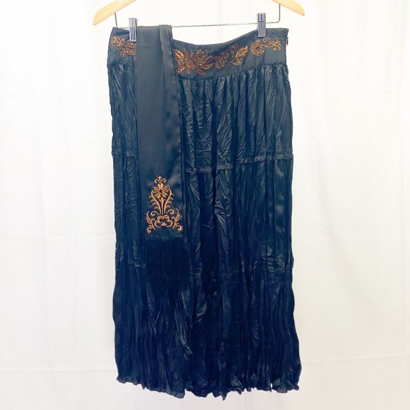 Women's Anthro Bohemian Style Embroidered Gypsy Skirt with Matching Accessory - Picture 5 of 13